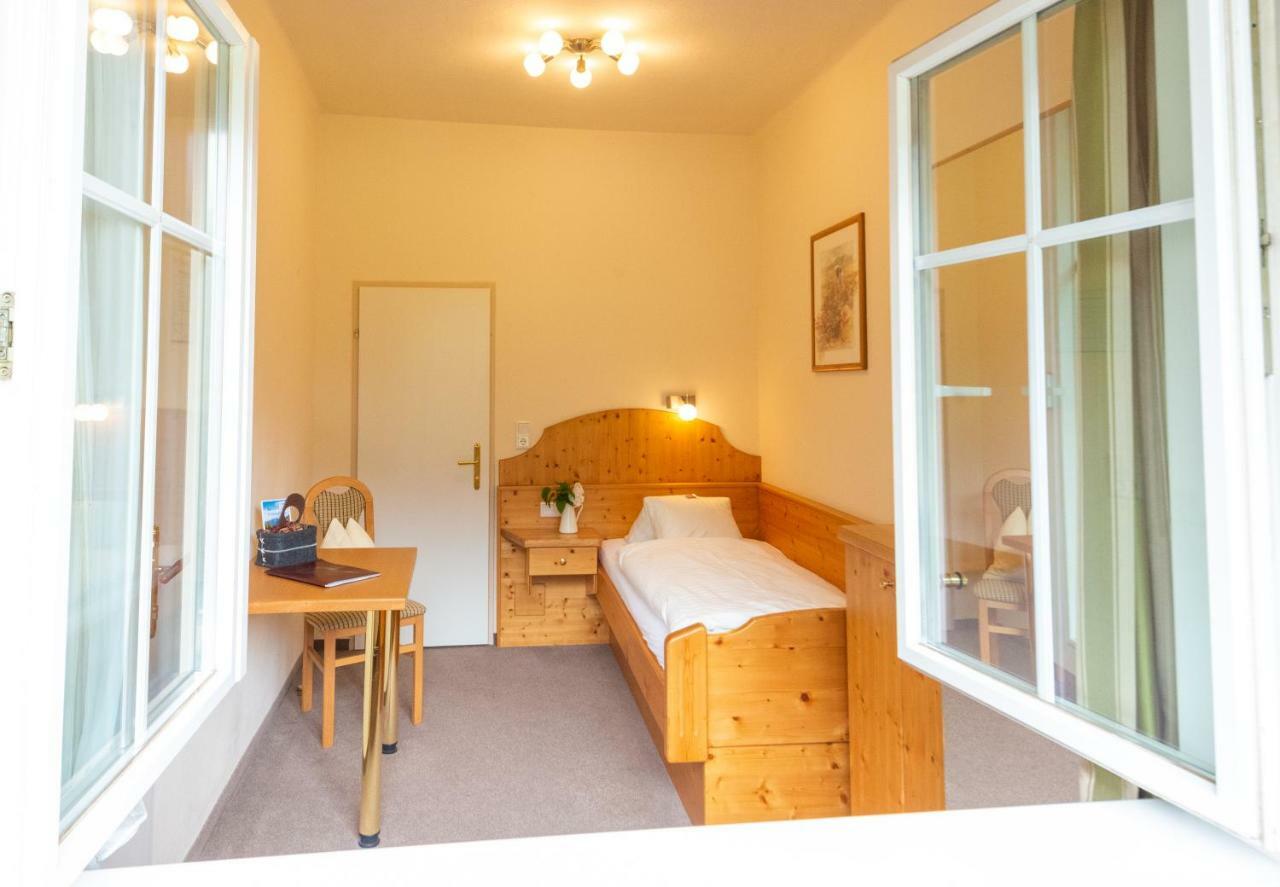 Landhotel Pacher Оберфелах Екстериор снимка